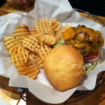 Skip's Kitchen - Bacon cheddar burger! - Burgers Near Me - Carmichael, California