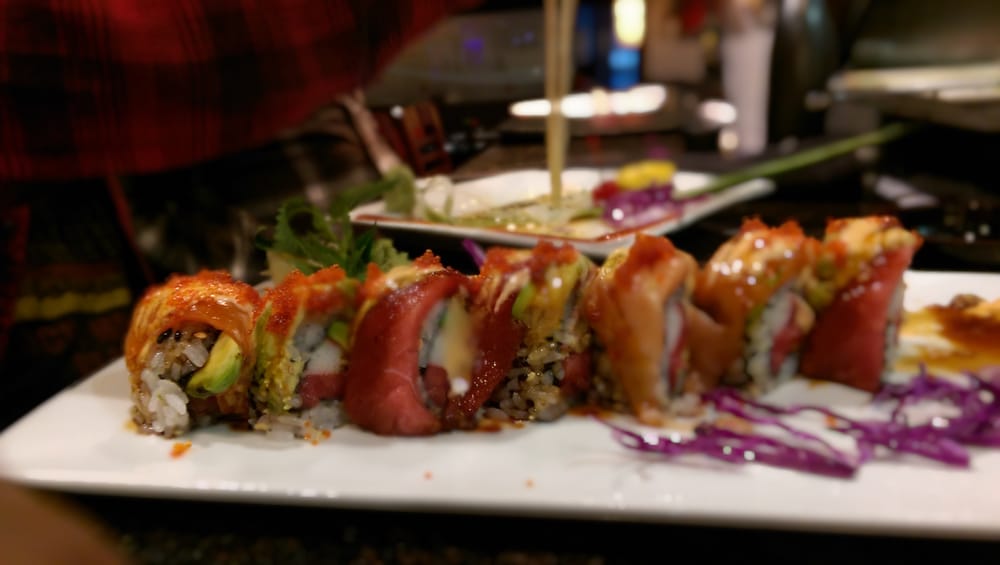 Umami Sushi Lounge & Grill Fusion