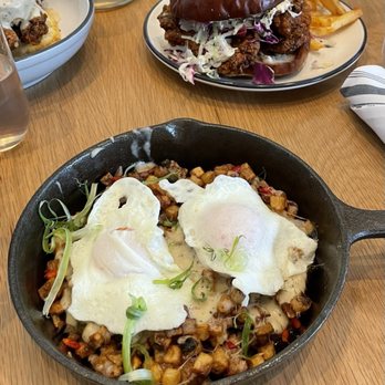 Dish Society - Breakfast Skillet + TX Hot Chicken Sandwich - Southern Near Me - Austin, Texas Dish Society - Breakfast Skillet + TX Hot Chicken Sandwich - Southern Near Me - Austin, Texas