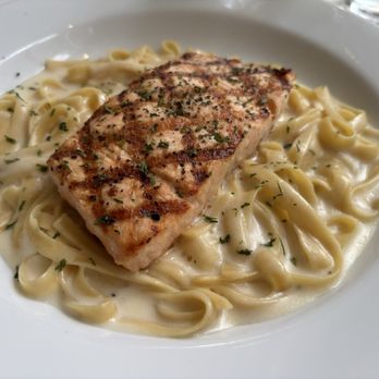 Lot Four Urban Eatery - Fettuccine Alfredo with grilled salmon. Yum. - New American Near Me - Portland, Oregon Lot Four Urban Eatery - Fettuccine Alfredo with grilled salmon. Yum. - New American Near Me - Portland, Oregon