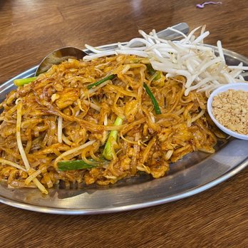 Archi's Quick Casual - Chicken Pad Thai - Thai Near Me - Las Vegas, Nevada