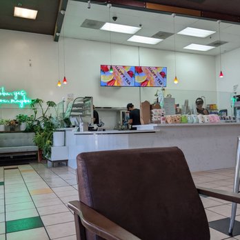 4Seasons Tea Cafe - Inside the place - Bubble Tea Near Me - Anaheim, California