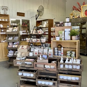 Packer Orchards & Bakery - Interior - Bakeries Near Me - Hood River, Oregon