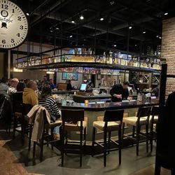 Carbone's Prime - Bar area