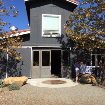Lone Madrone - Front Entrance - Wineries Near Me - Templeton, California Lone Madrone - Front Entrance - Wineries Near Me - Templeton, California