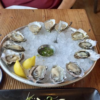 Tony's Seafood Restaurant - Seafood Near Me - Marshall, California
