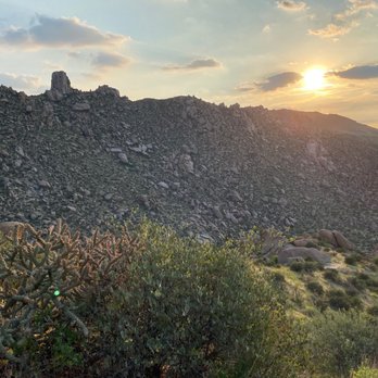 Tom's Thumb Trailhead - Hiking Near Me - Scottsdale, Arizona Tom's Thumb Trailhead - Hiking Near Me - Scottsdale, Arizona