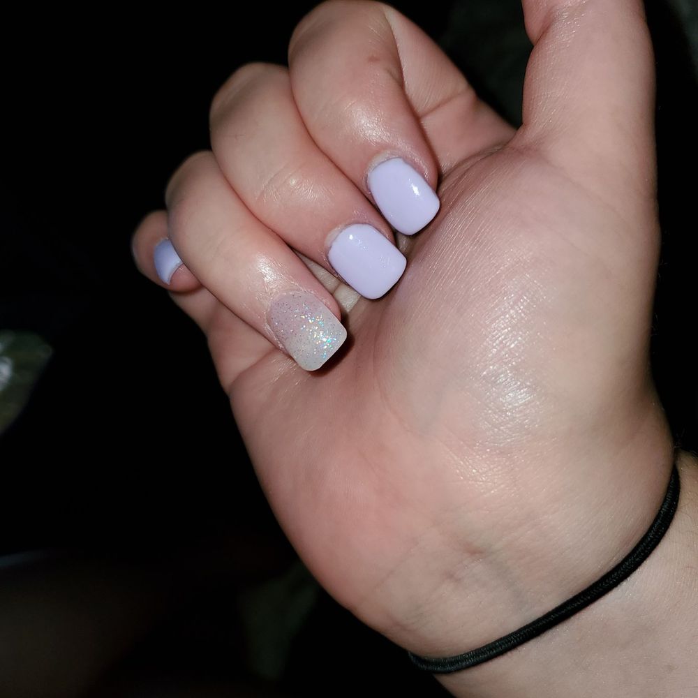 The ring finger nail was jacked, tried to make it as visible as possible. It's not on my actual nail properly.