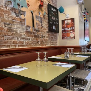Chez Gladines - Basically empty. - Basque Near Me - Paris, 75