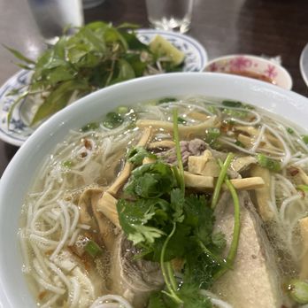 Cao Thang - Bún Măng Vịt - Sandwiches Near Me - Houston, Texas