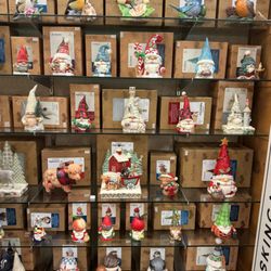 D and D Cards & Gifts