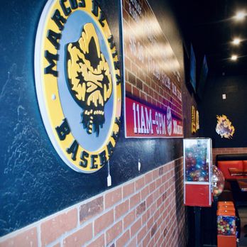 Zzeeks Pizza - INTERIOR - Pizza Near Me - Phoenix, Arizona