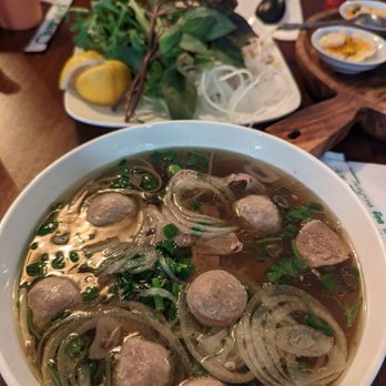 Khuu Bistro - Pho (combo w/ brisket, filet mignon, and meat balls) - Vietnamese Near Me - Reseda, California Khuu Bistro - Pho (combo w/ brisket, filet mignon, and meat balls) - Vietnamese Near Me - Reseda, California