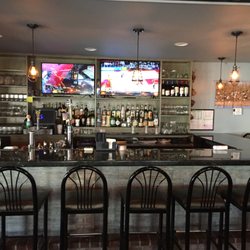 Petie Greens - Petie's serves select craft beers you can't find anywhere else in Deale!