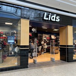 Lids - Store front