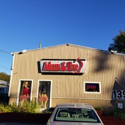 Adam & Eve - Auburn - Front of the store.
