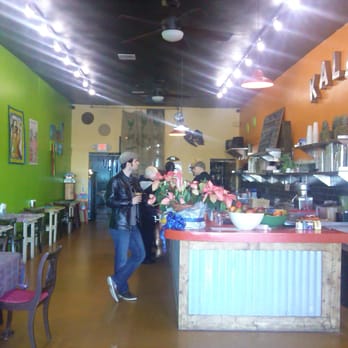 Kale Cafe Juice Bar & Vegan Cuisine - Cozy and welcoming environment. - Vegan Near Me - Daytona Beach, Florida