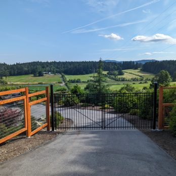 Upside Contracting - Automated Driveway Gate - Fences & Gates Near Me Upside Contracting - Automated Driveway Gate - Fences & Gates Near Me