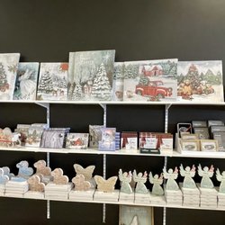 Everything Christmas - Christmas indoor decor!