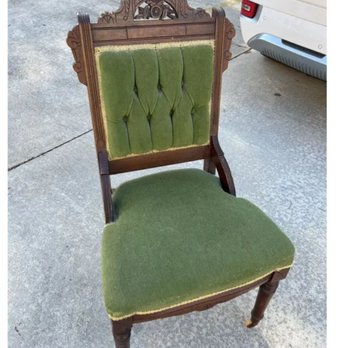 Waffle House - a chair with a green upholstered seat - Diners Near Me - Breaux Bridge, Louisiana Waffle House - a chair with a green upholstered seat - Diners Near Me - Breaux Bridge, Louisiana