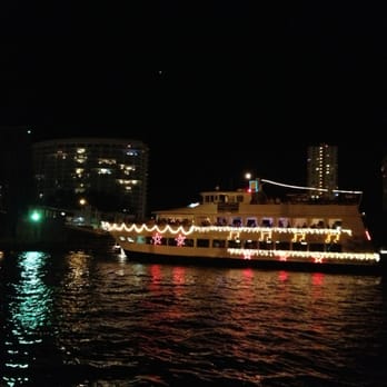 Pompano Holiday Boat Parade - HH - Festivals Near Me - Pompano Beach, Florida