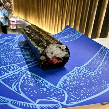 Temakase Hand Roll Bar - 2nd Ave - Spicy tuna crunch - Sushi Bars Near Me - New York, New York
