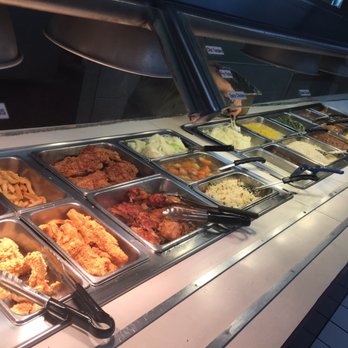 Hartz Chicken Buffet - Nice regular Hartz chicken buffet 1/24/17. - Fast Food Near Me - Spring, Texas