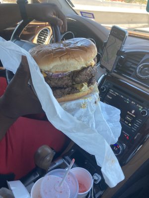Wingfield's Breakfast & Burger by null