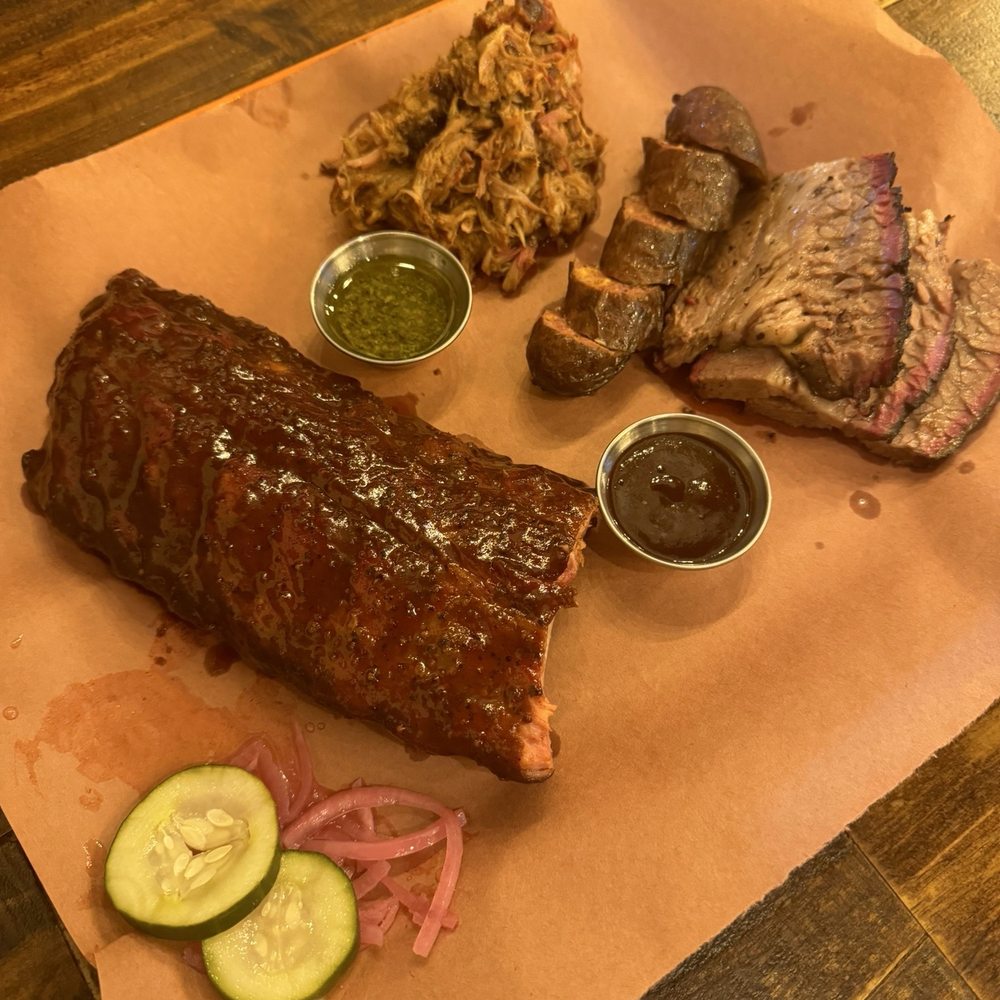 Smoke and Dough - Barbeque Near Me - Miami, Florida