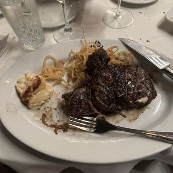 Hyde Park Prime Steakhouse - Filet Mignon - Steakhouses Near Me - Pittsburgh, Pennsylvania Hyde Park Prime Steakhouse - Filet Mignon - Steakhouses Near Me - Pittsburgh, Pennsylvania