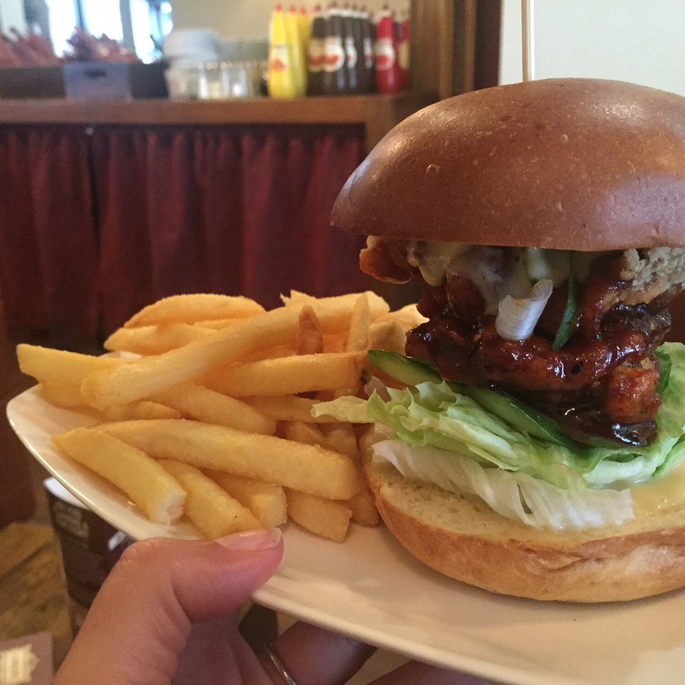The Union Hotel - Krunchy Korean Chicken Burger - Restaurants Near Me - North Sydney, NSW The Union Hotel - Krunchy Korean Chicken Burger - Restaurants Near Me - North Sydney, NSW