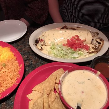 Los Dos Potrillos - Queso appetizer and steak burrito with queso - Mexican Near Me - Centennial, Colorado
