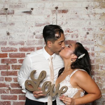 Carcano Photo Booths - Photo Booth Rentals Near Me - Lake Forest, California