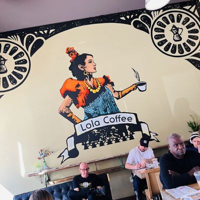 Lola Coffee by null