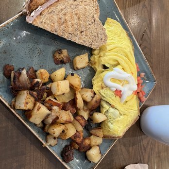 First Watch - Omelette - Breakfast & Brunch Near Me - Boca Raton, Florida
