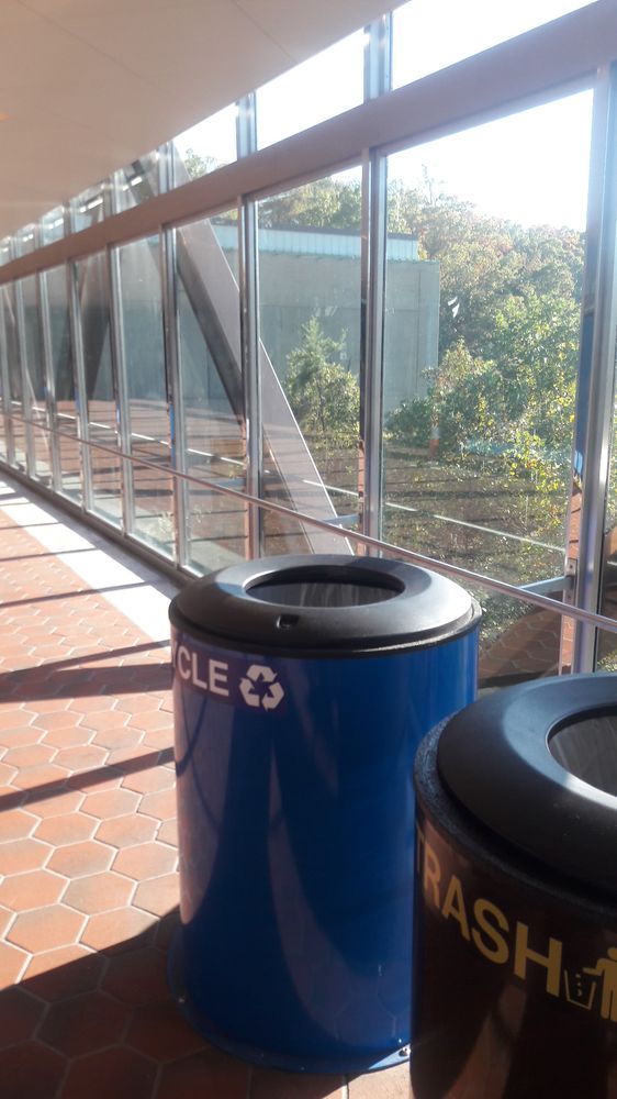 FRANCONIASPRINGFIELD METRO STATION 39 Photos & 51 Reviews 6880