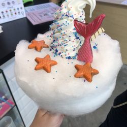Dona Nuvem - Sorvete sabor queijo com tema sereia