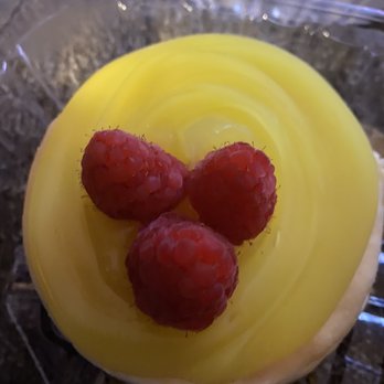Edible Creations by Gerry - Lemon cheesecake - Cupcakes Near Me - Westport, Massachusetts
