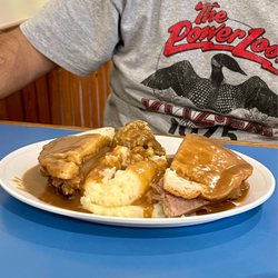 Darrow's Family Restaurant - Midwest Style Hot Sandwich - beef