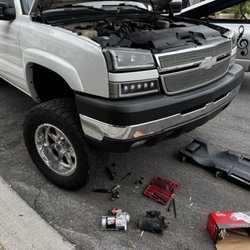 Maestro Mobile Mechanic - Starter replacement on a Silverado 2500.