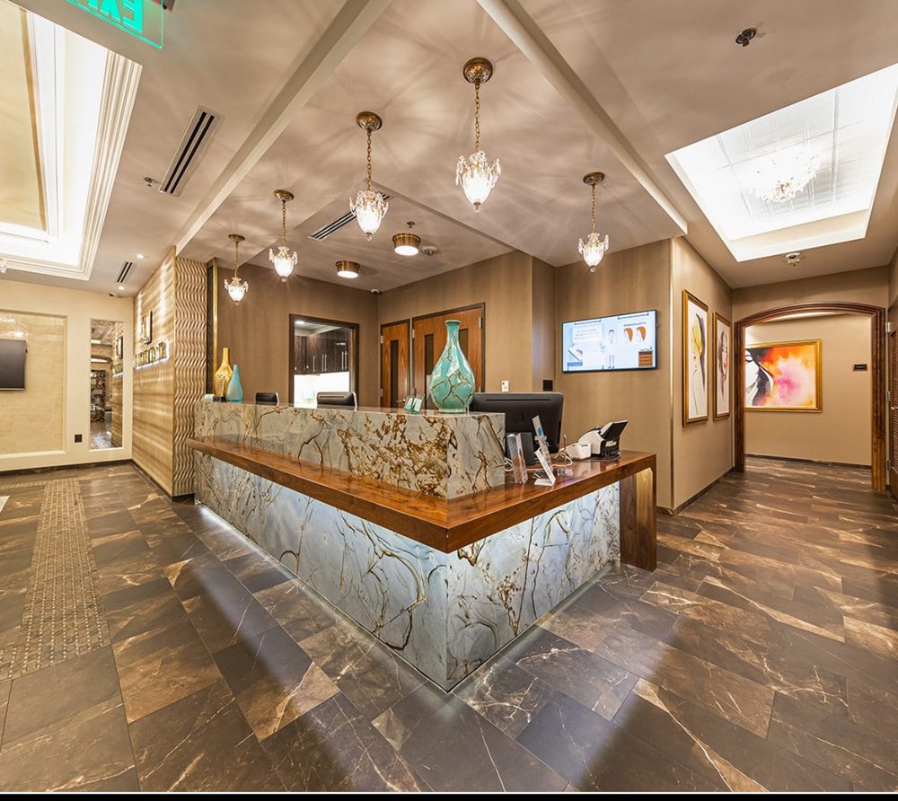 The Naderi Center for Plastic Surgery & Dermatology