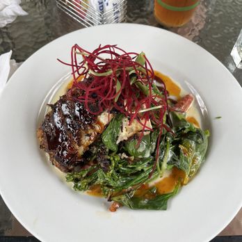 Kula Bistro - This is the macadamia nut crusted mahi mahi! It did not disappoint - Italian Near Me - Kula, Hawaii Kula Bistro - This is the macadamia nut crusted mahi mahi! It did not disappoint - Italian Near Me - Kula, Hawaii