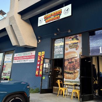 Chickens And Witches - Outside - Chicken Shop Near Me - Lomita, California