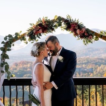 Elope Asheville - Wedding Planning Near Me - Asheville, North Carolina