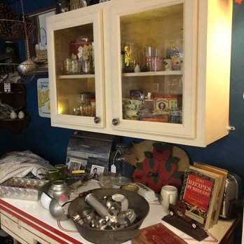 Widdershins Antiques - Antiques Near Me - Norway, Maine Widdershins Antiques - Antiques Near Me - Norway, Maine