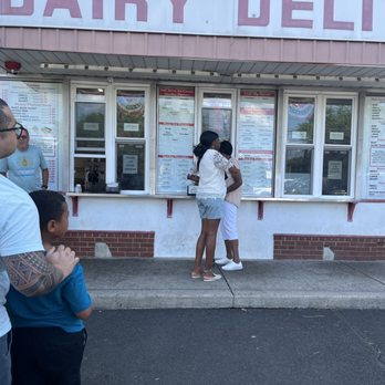 Dairy Delite - Ice Cream & Frozen Yogurt Near Me - Levittown, Pennsylvania