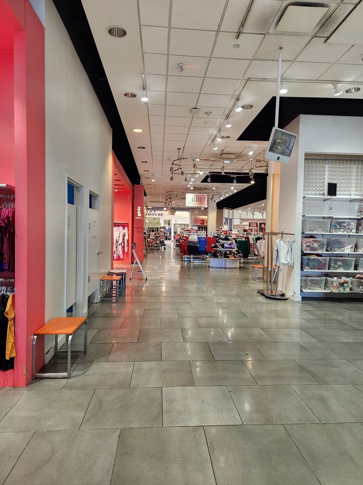 THE CHILDREN’S PLACE OUTLET 13 Photos & 10 Reviews 8111 Concord