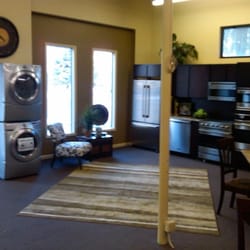 Glenwood Springs Showroom