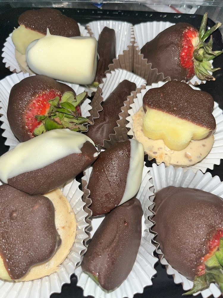 EDIBLE ARRANGEMENTS Updated May 2024 13 Reviews 944 Gateway