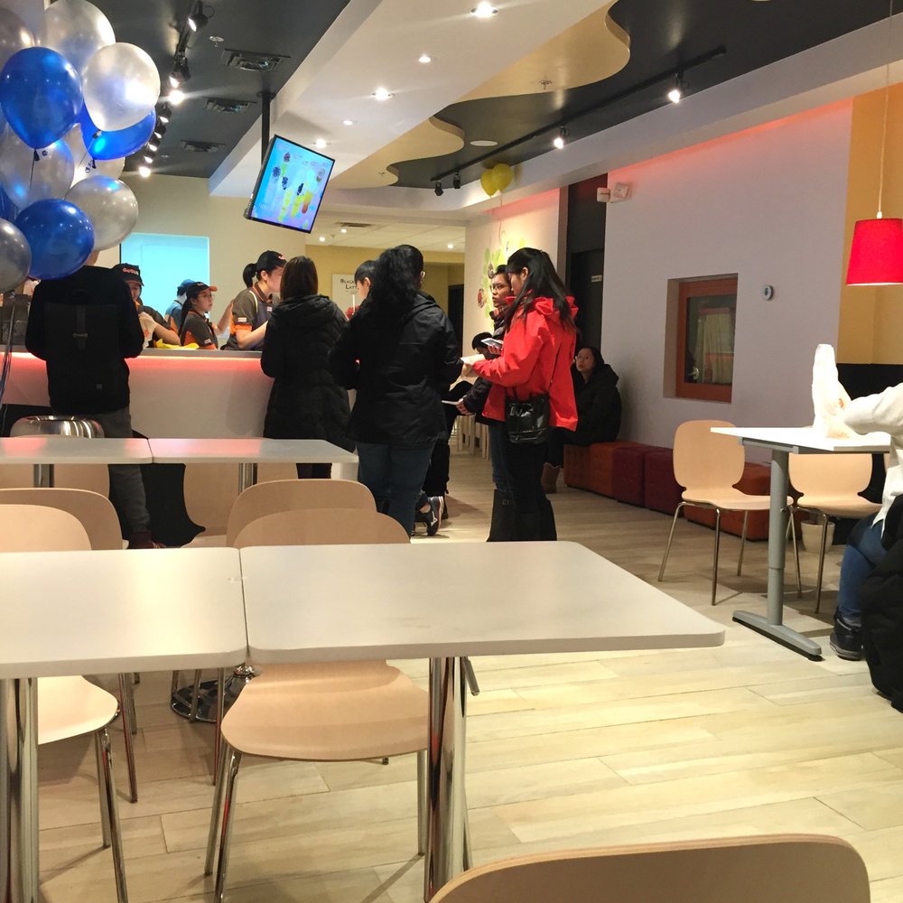 CoCo Fresh Tea and Juice - Before the Friday evening rush! - Coffee & Tea Near Me - Edmonton, Alberta